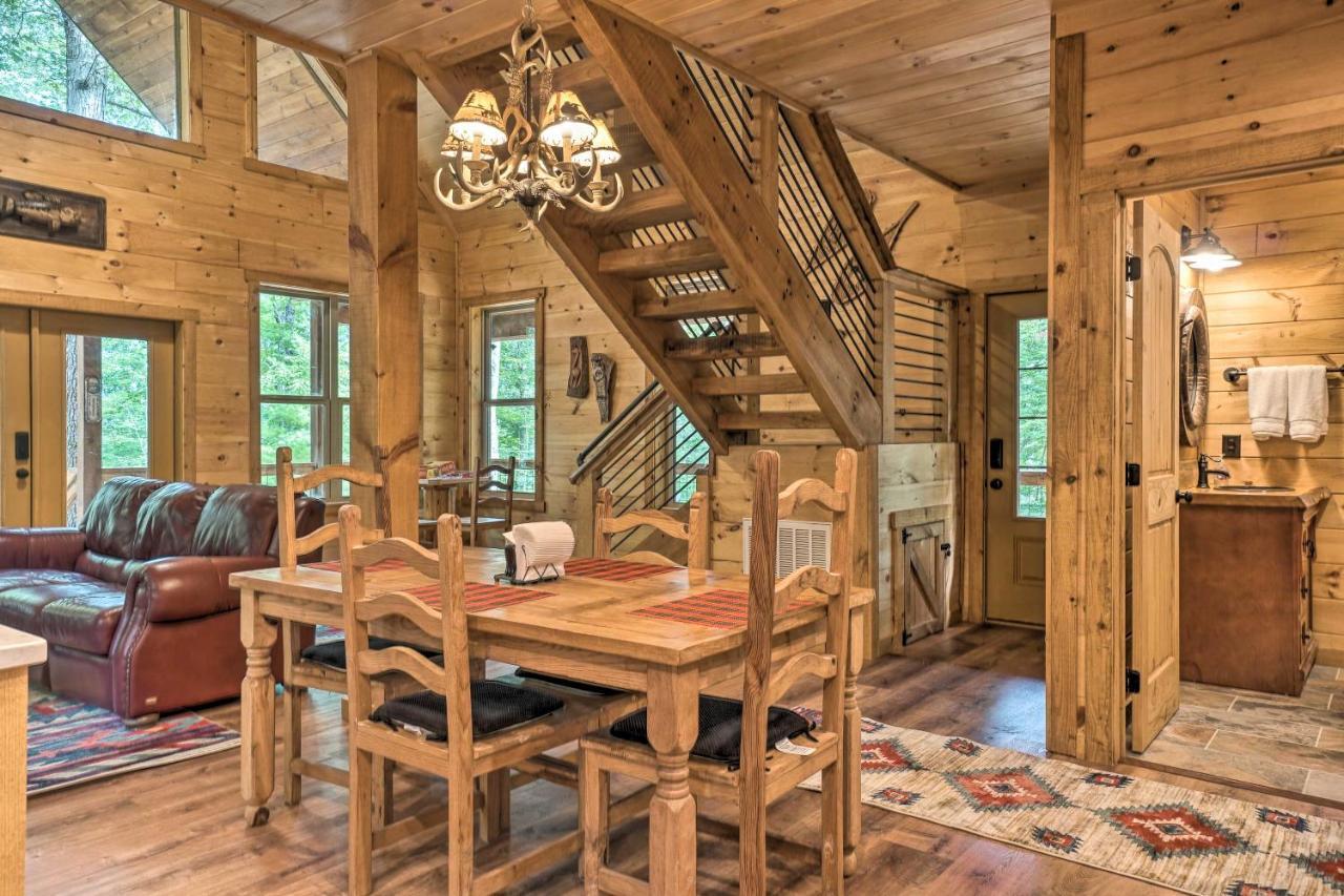 Peaceful Cabin On 3 Private Acres Deck And Fire Pit Blairsville Exterior photo