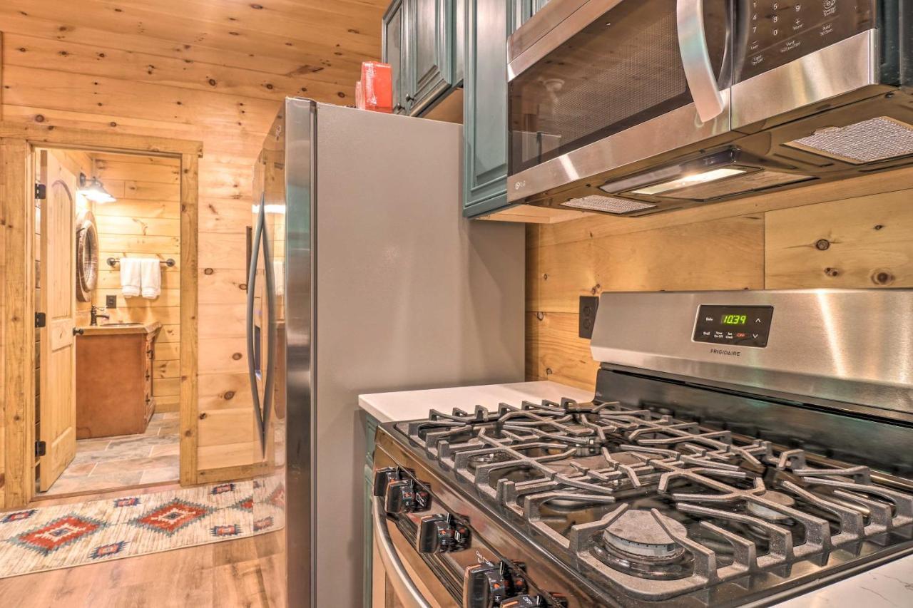 Peaceful Cabin On 3 Private Acres Deck And Fire Pit Blairsville Exterior photo
