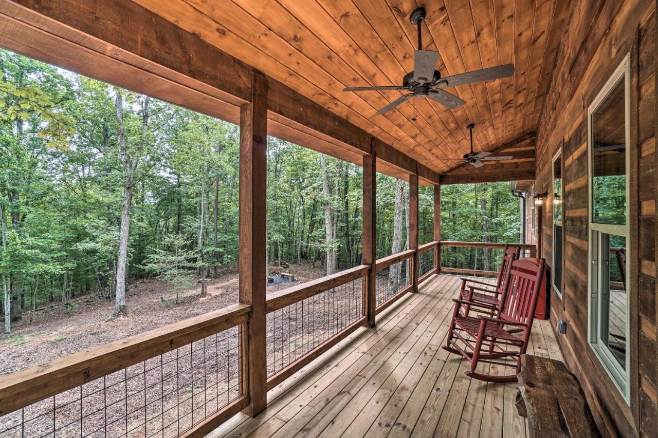Peaceful Cabin On 3 Private Acres Deck And Fire Pit Blairsville Exterior photo