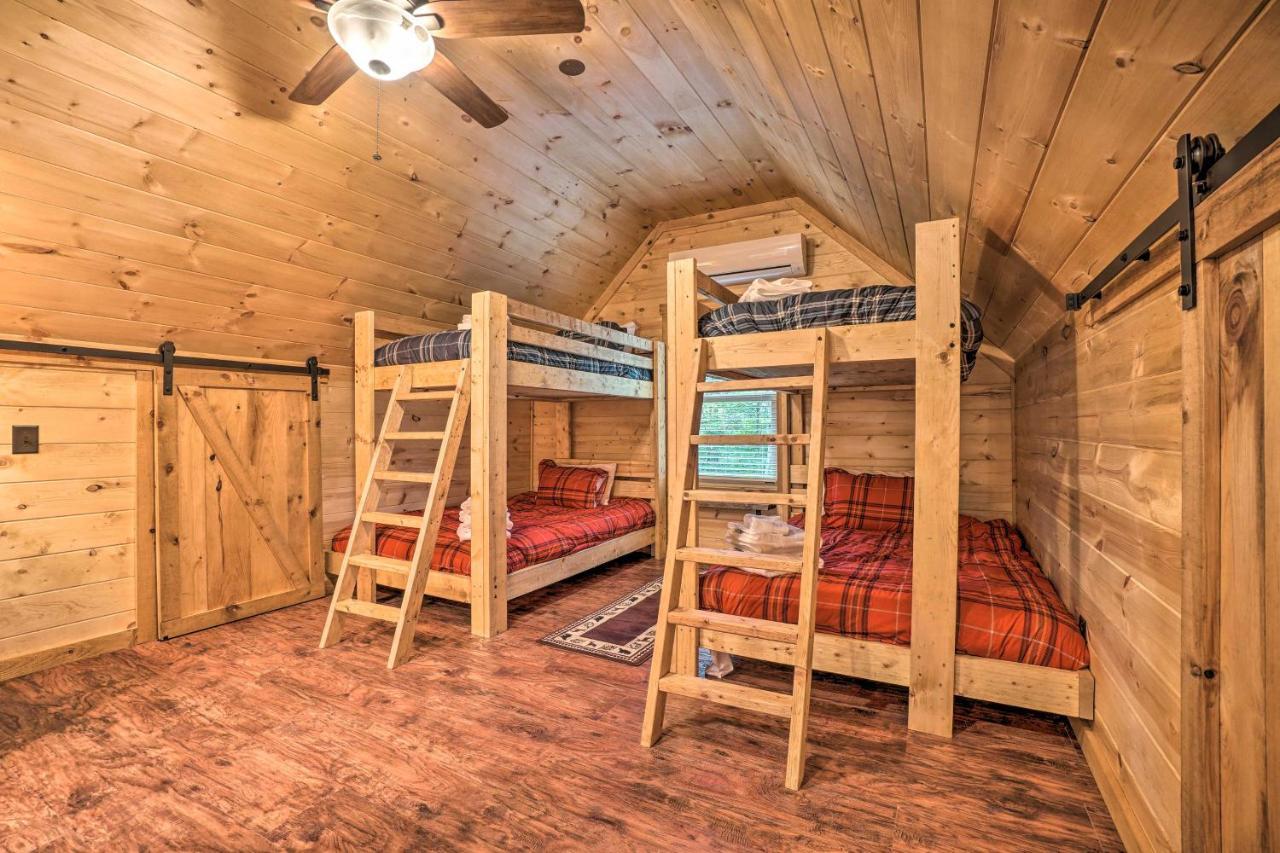 Peaceful Cabin On 3 Private Acres Deck And Fire Pit Blairsville Exterior photo